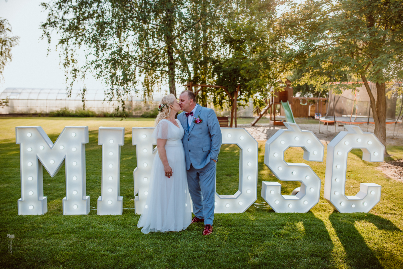 Niezwykła historia, niezwykły ślub. „Nie bójcie się szukać miłości”