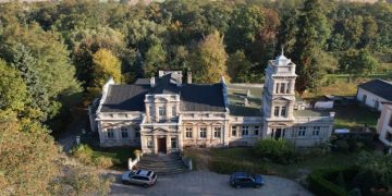 Kto zyska na remoncie pałacu w Mieczownicy?