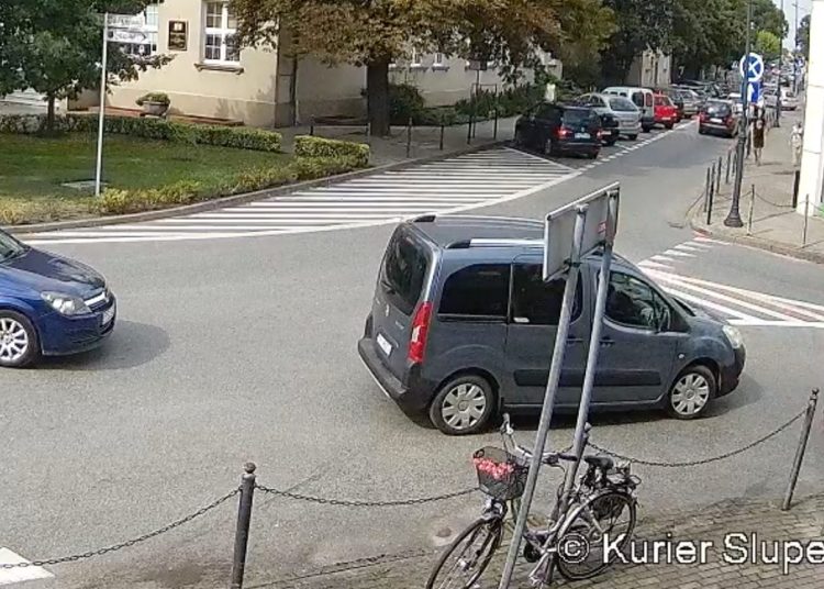 Piękne zachowanie kierowcy. Wszystko nagrała kamera, zobacz!