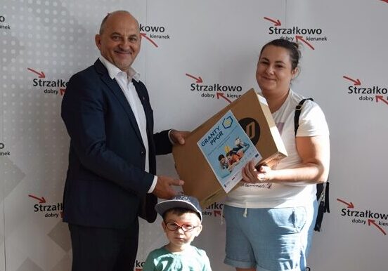 Gmina rozdaje komputery