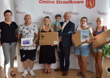 Gmina rozdaje komputery