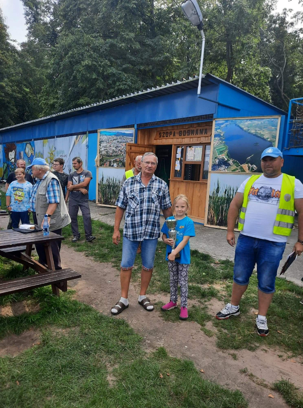 Nad jeziorem zakończyli wakacje ZDJĘCIA