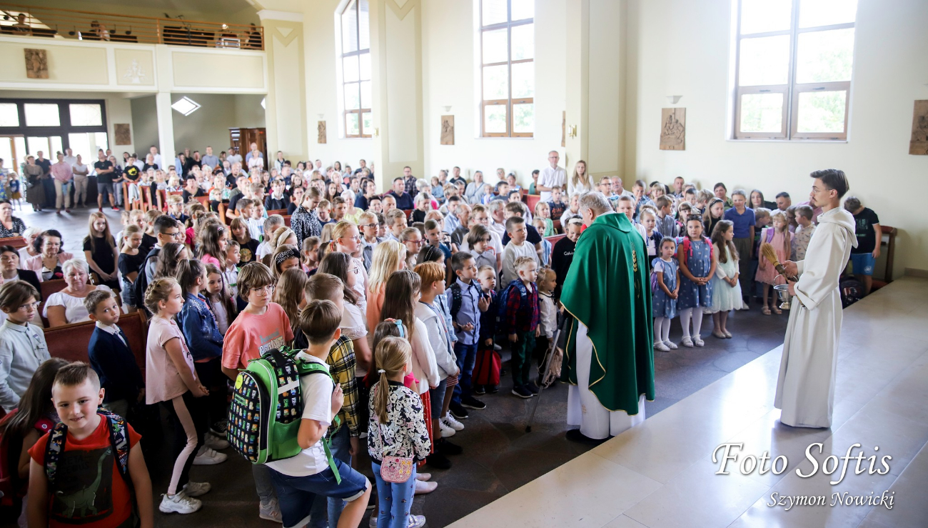 Święcenie plecaków. Zobacz zdjęcia