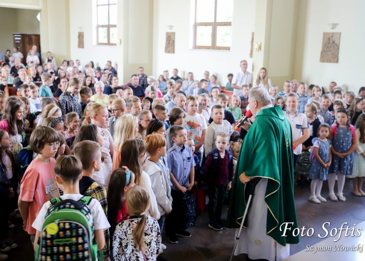 Święcenie plecaków. Zobacz zdjęcia