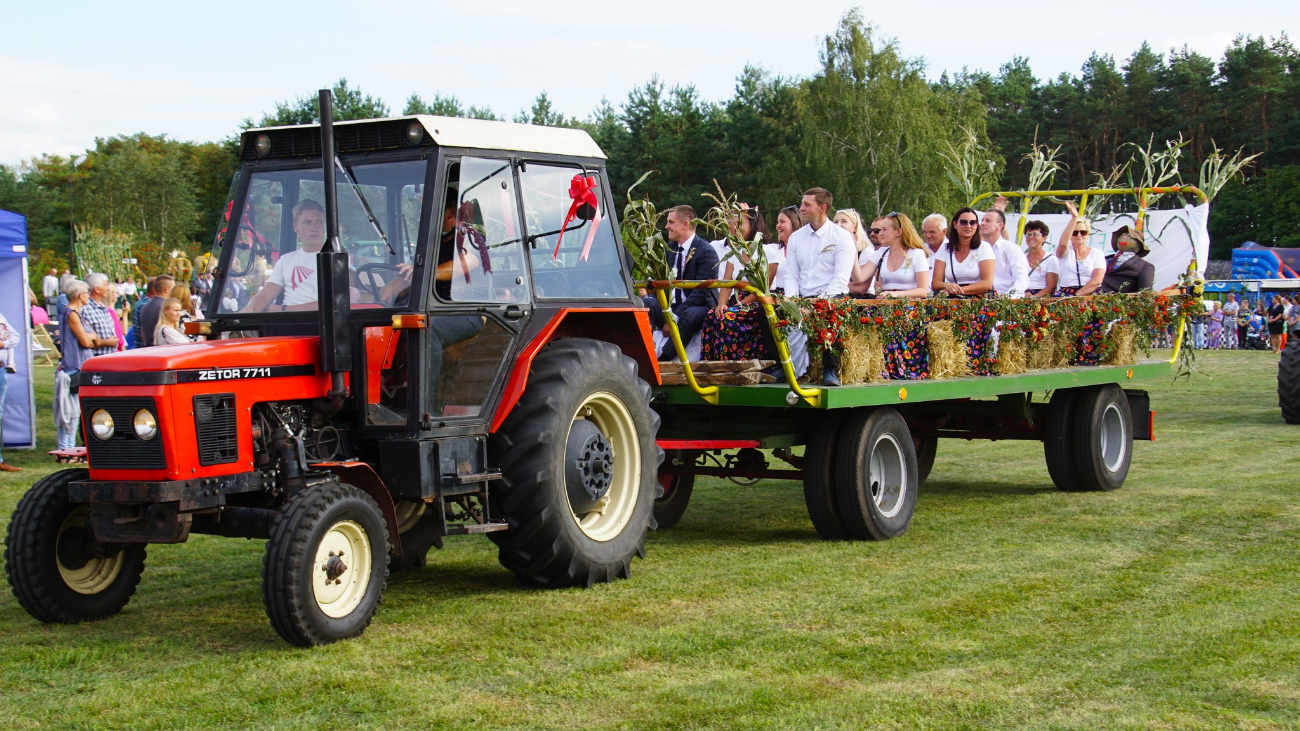 Dożynki powiatowe w obiektywie. Zobacz zdjęcia