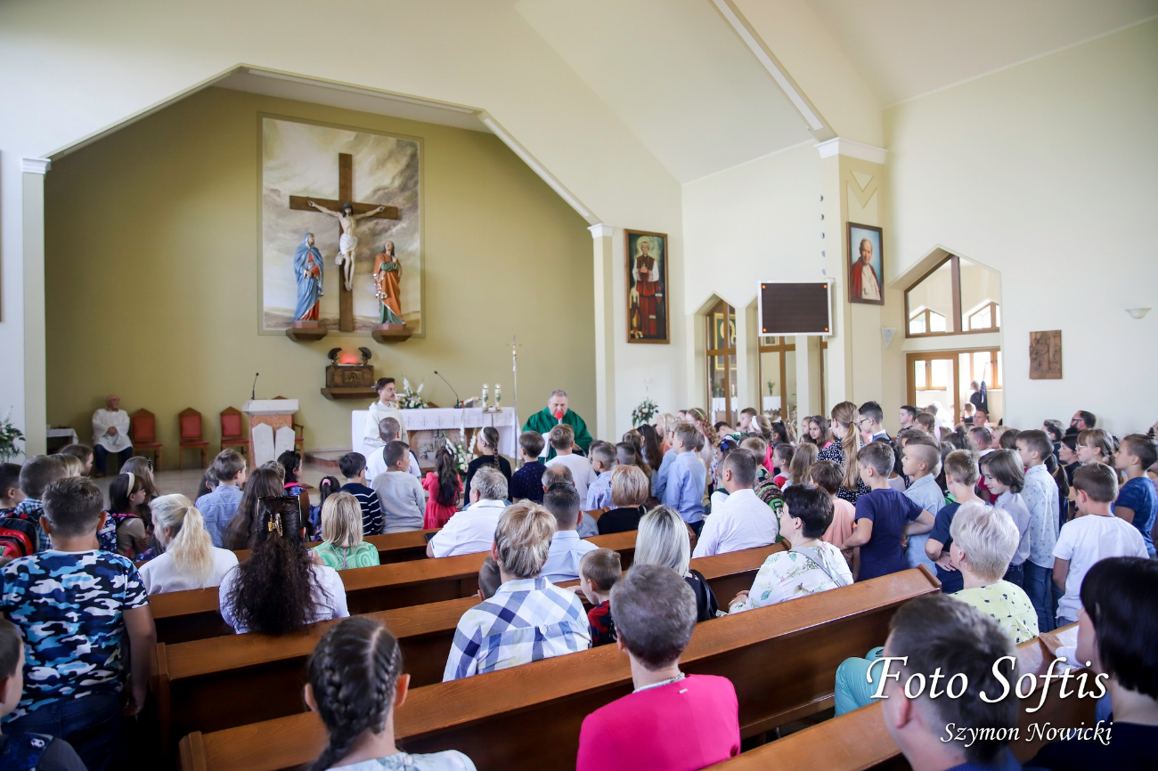 Święcenie plecaków. Zobacz zdjęcia