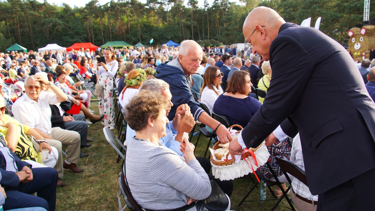 Dożynki powiatowe w obiektywie. Zobacz zdjęcia