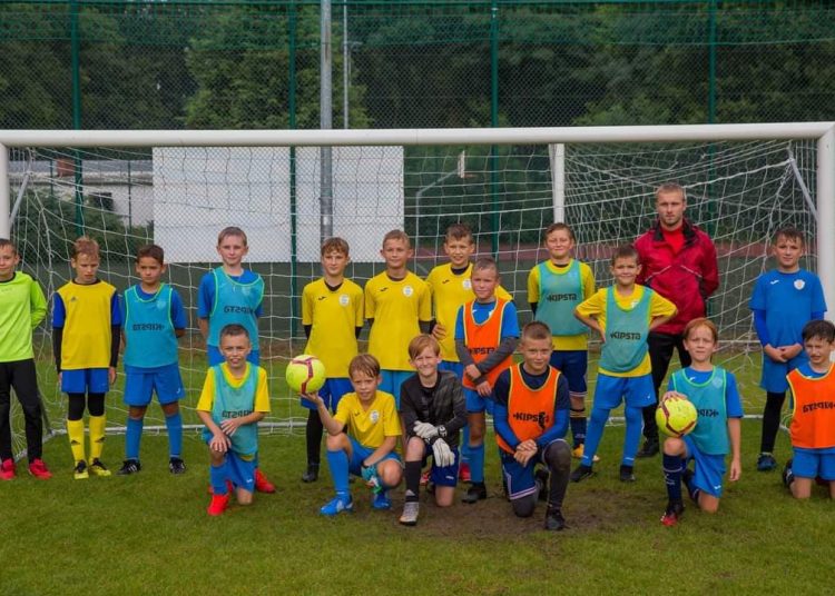 Pierwsze mecze słupeckich orlików