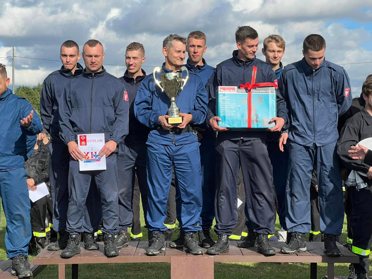 Strażacy z całego powiatu rywalizowali dziś w Lądku ZDJĘCIA