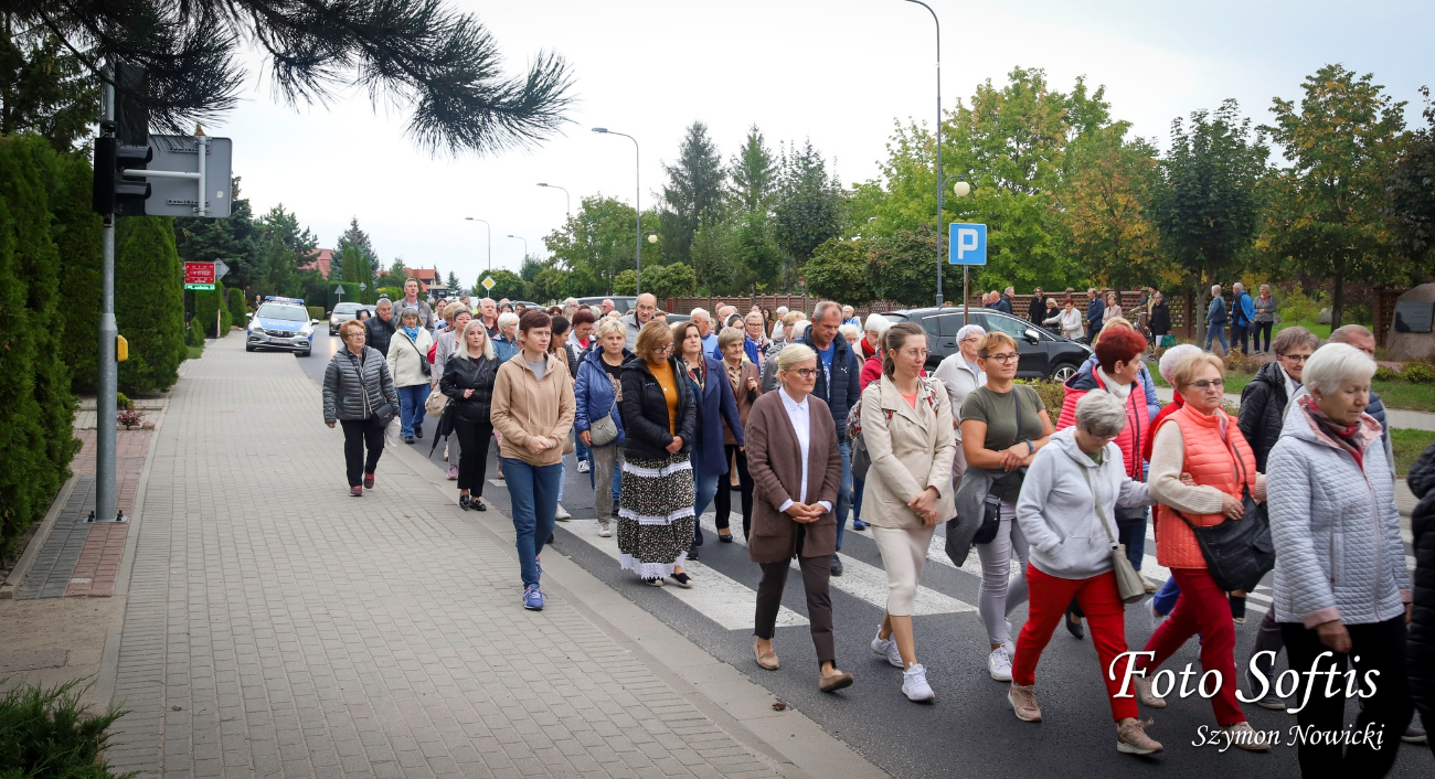 Droga Krzyżowa przeszła ulicami Słupcy ZDJĘCIA