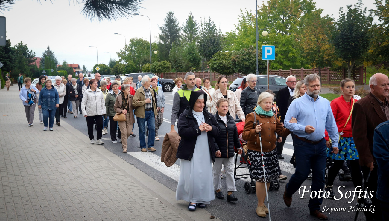 Droga Krzyżowa przeszła ulicami Słupcy ZDJĘCIA