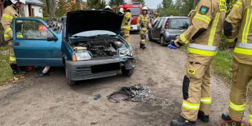 Groźny wypadek na drodze gruntowej