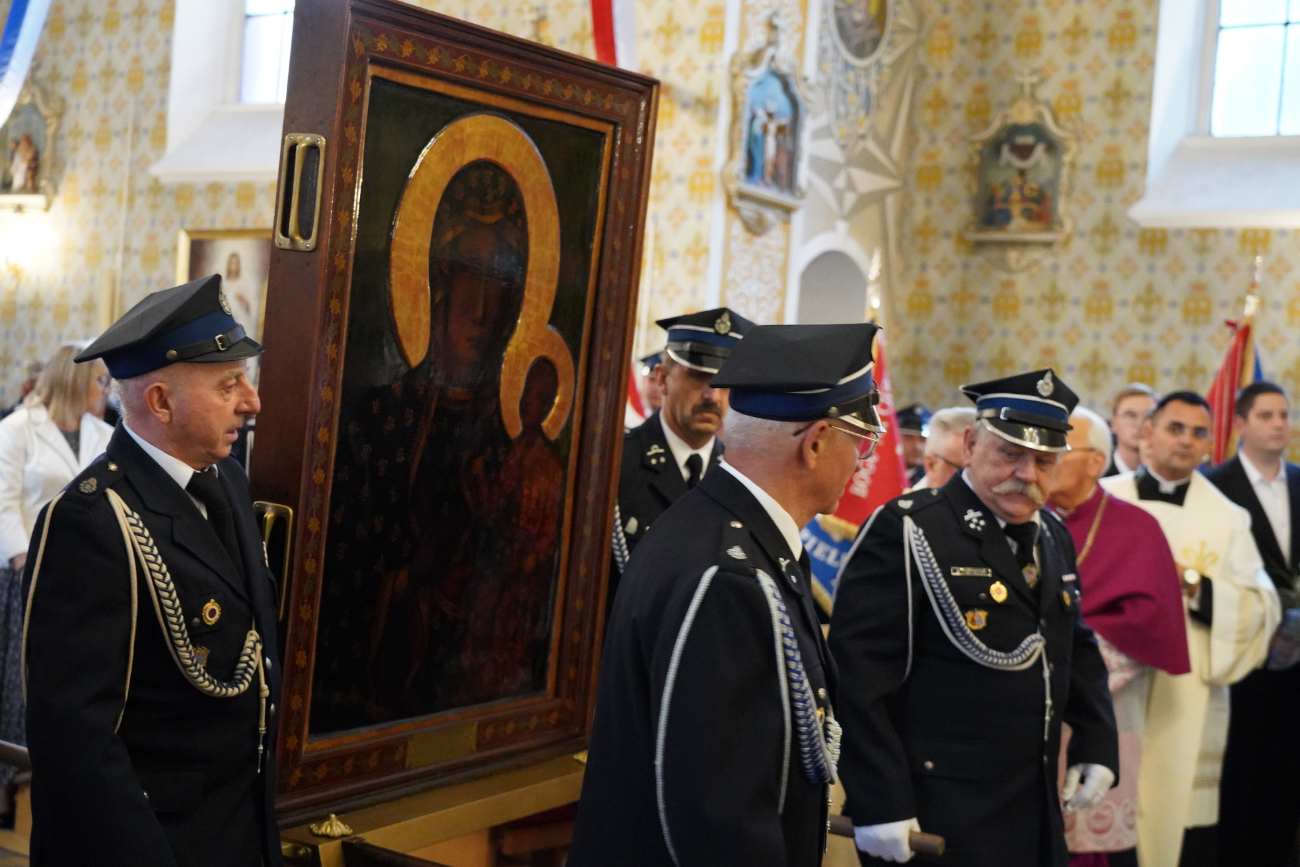 Wyjątkowy dzień dla parafii. Zobacz zdjęcia