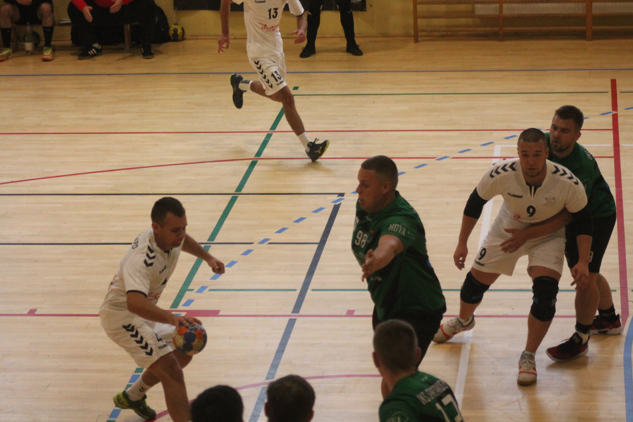 Inauguracyjne zwycięstwo Hagardu