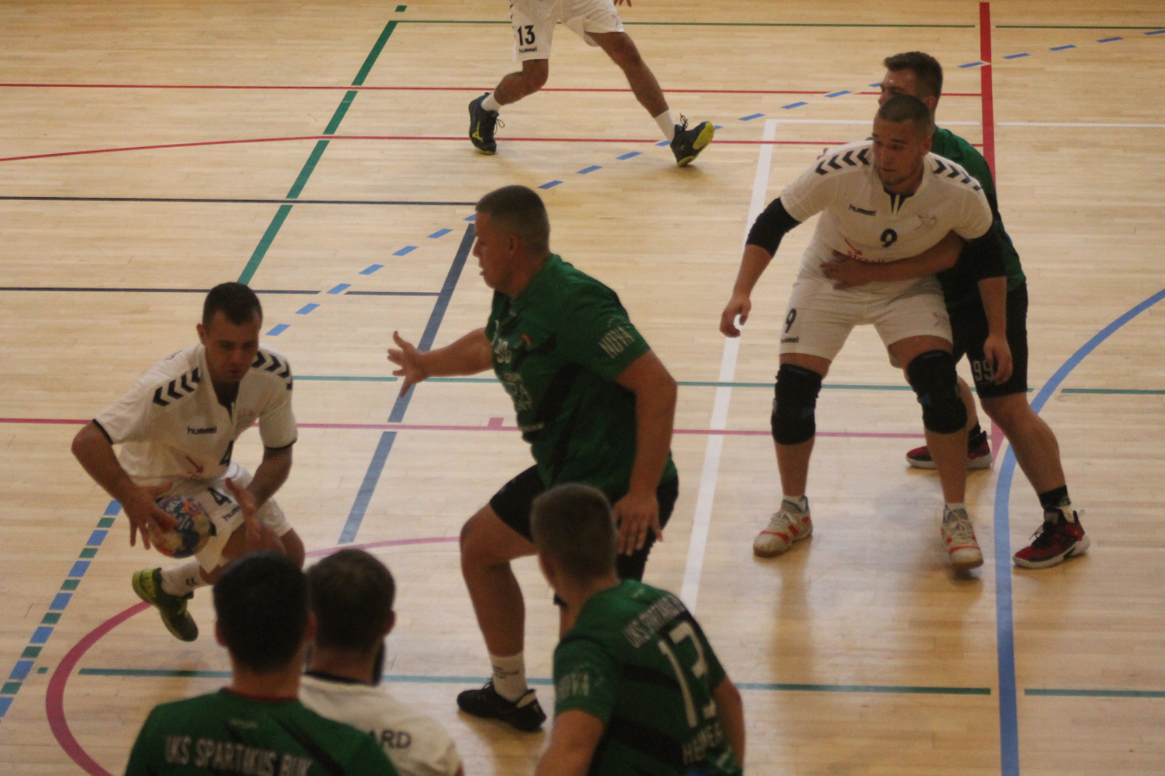 Inauguracyjne zwycięstwo Hagardu