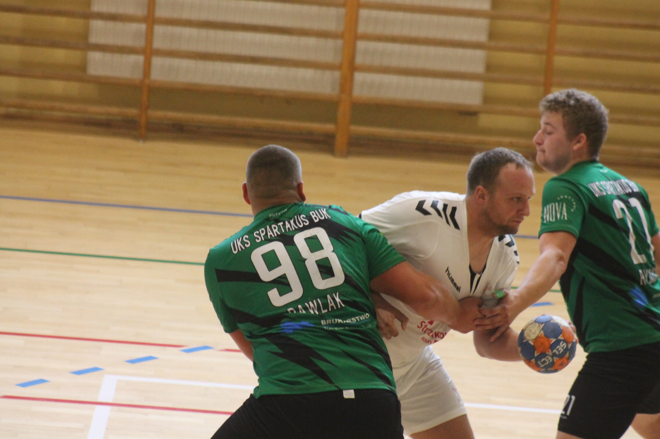 Inauguracyjne zwycięstwo Hagardu