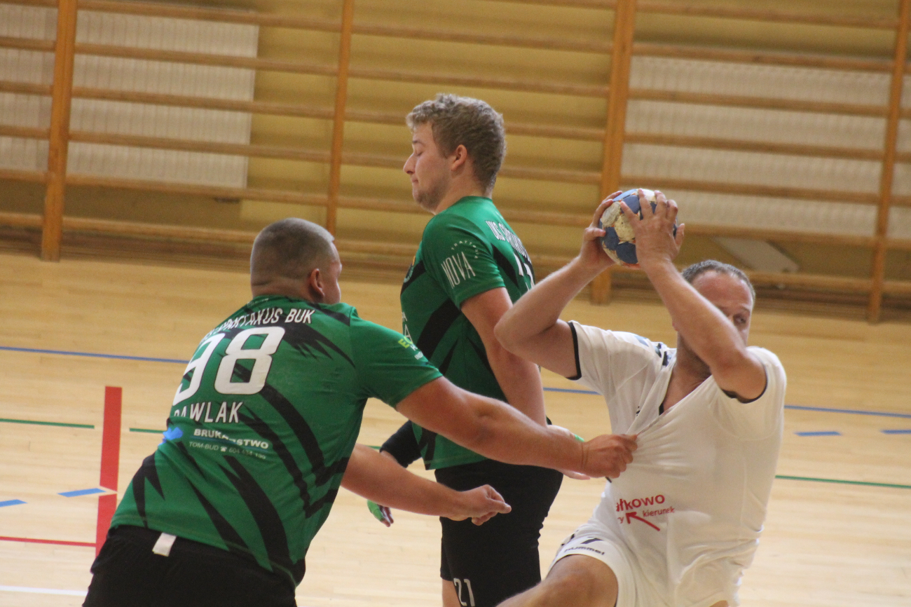 Inauguracyjne zwycięstwo Hagardu