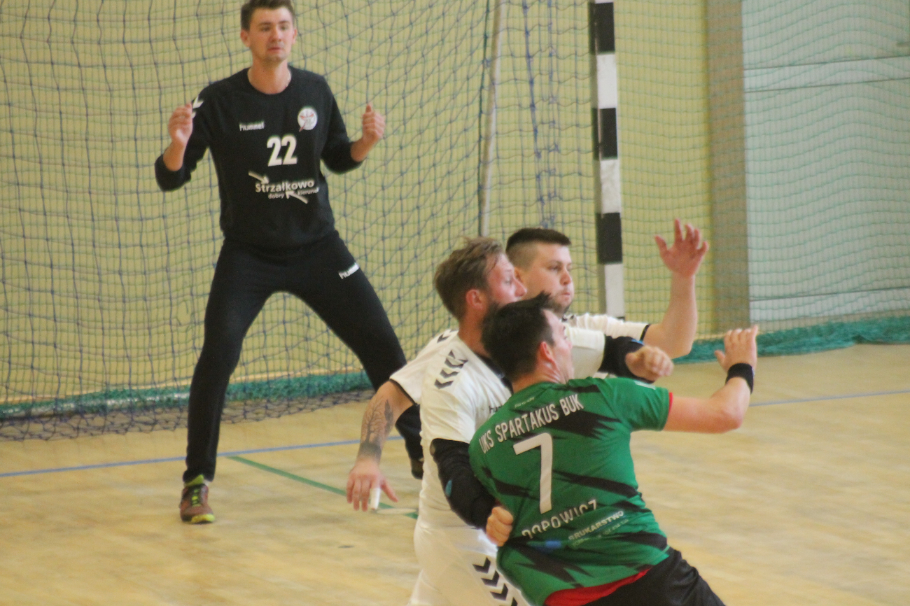 Inauguracyjne zwycięstwo Hagardu