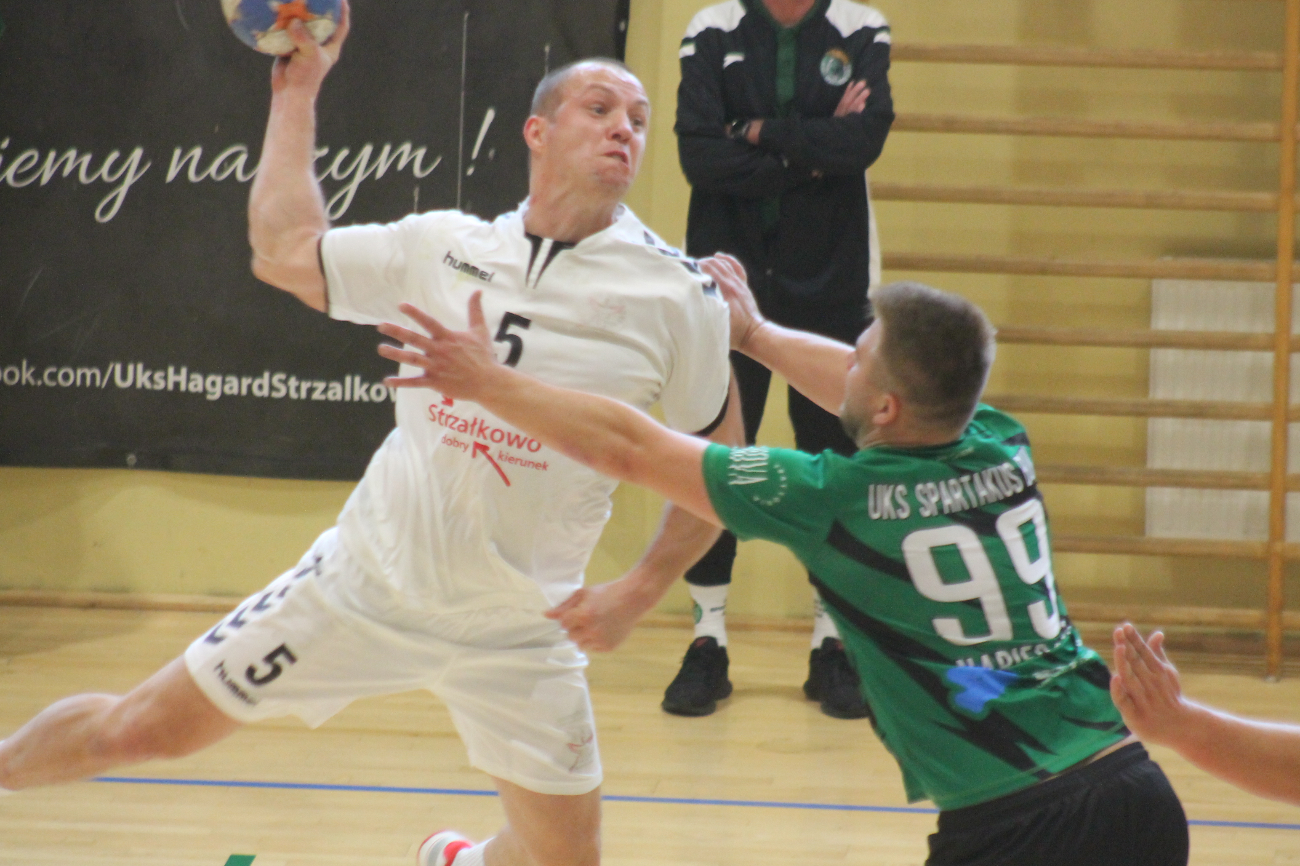 Inauguracyjne zwycięstwo Hagardu