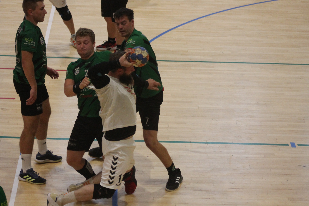 Inauguracyjne zwycięstwo Hagardu