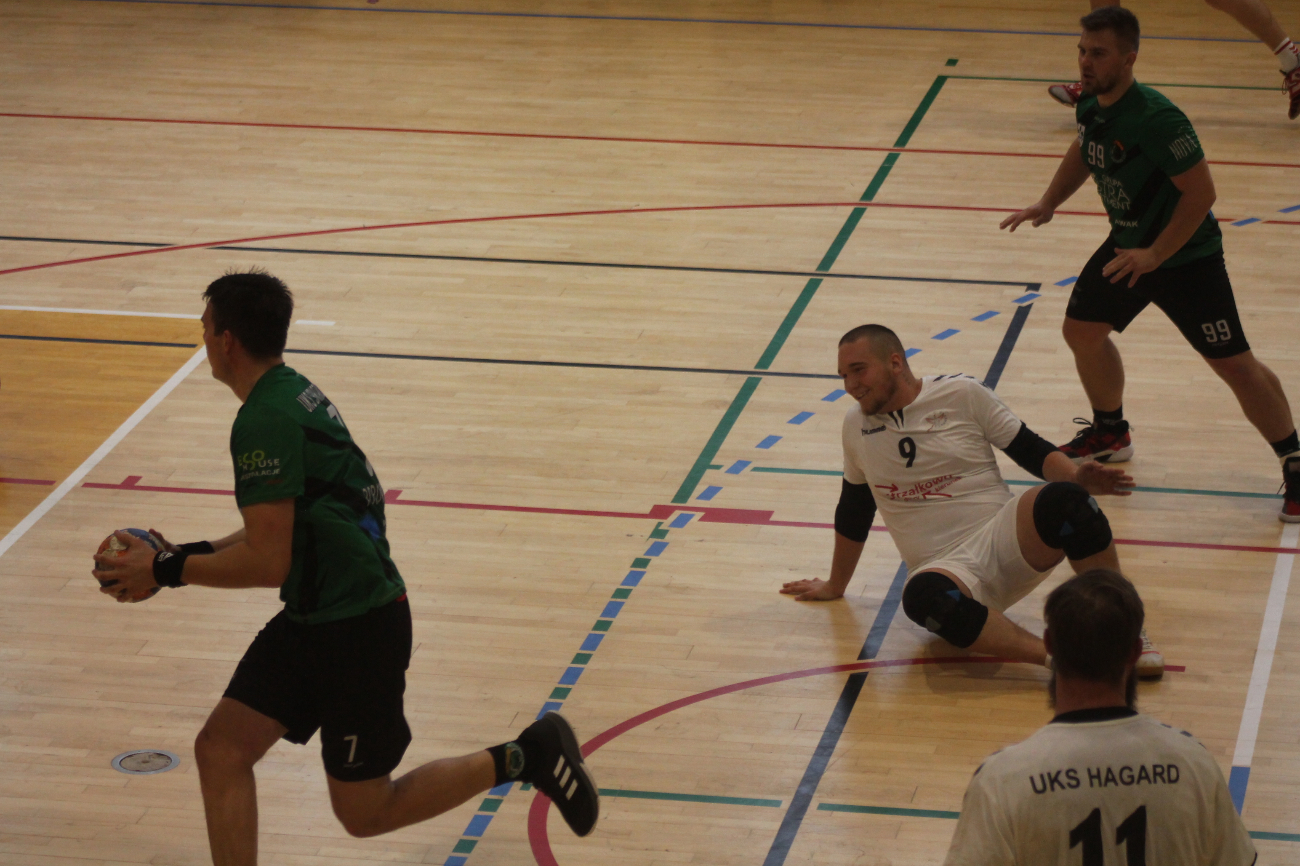 Inauguracyjne zwycięstwo Hagardu