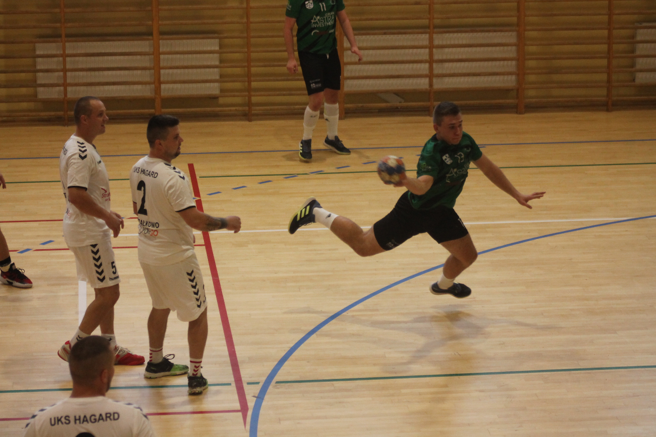 Inauguracyjne zwycięstwo Hagardu