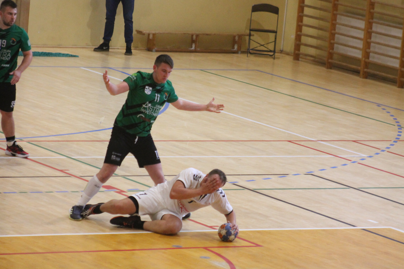 Inauguracyjne zwycięstwo Hagardu