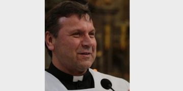 Były proboszcz wraca z rocznego urlopu