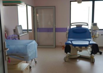 Szpital chce zatrudnić położne. Wiemy, jakie oferuje zarobki