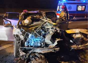 Wjechał w ciężarówkę. Strasznie to wyglądało