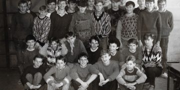 Niezwykła galeria na 50-lecie szkoły. Poszukaj się na zdjęciach