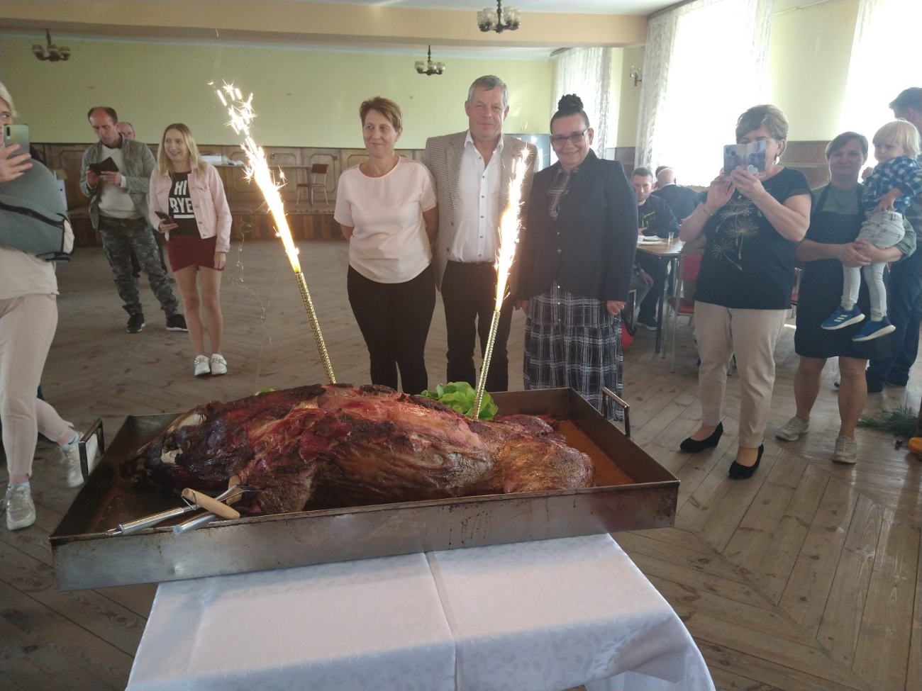 Dzik atrakcją w Marcewku