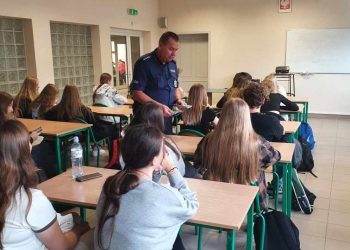 Mówił o zagrożeniach za granicą