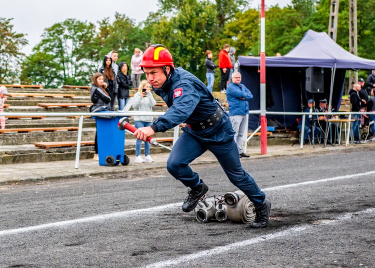 Zawody w obiektywie. Zobacz, jak rywalizowali strażacy