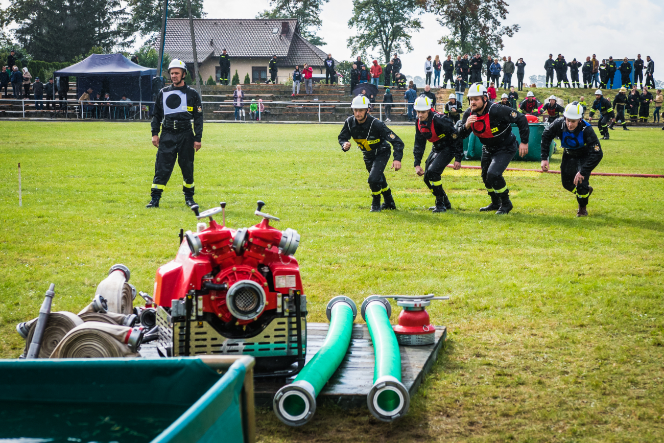 Zawody w obiektywie. Zobacz, jak rywalizowali strażacy
