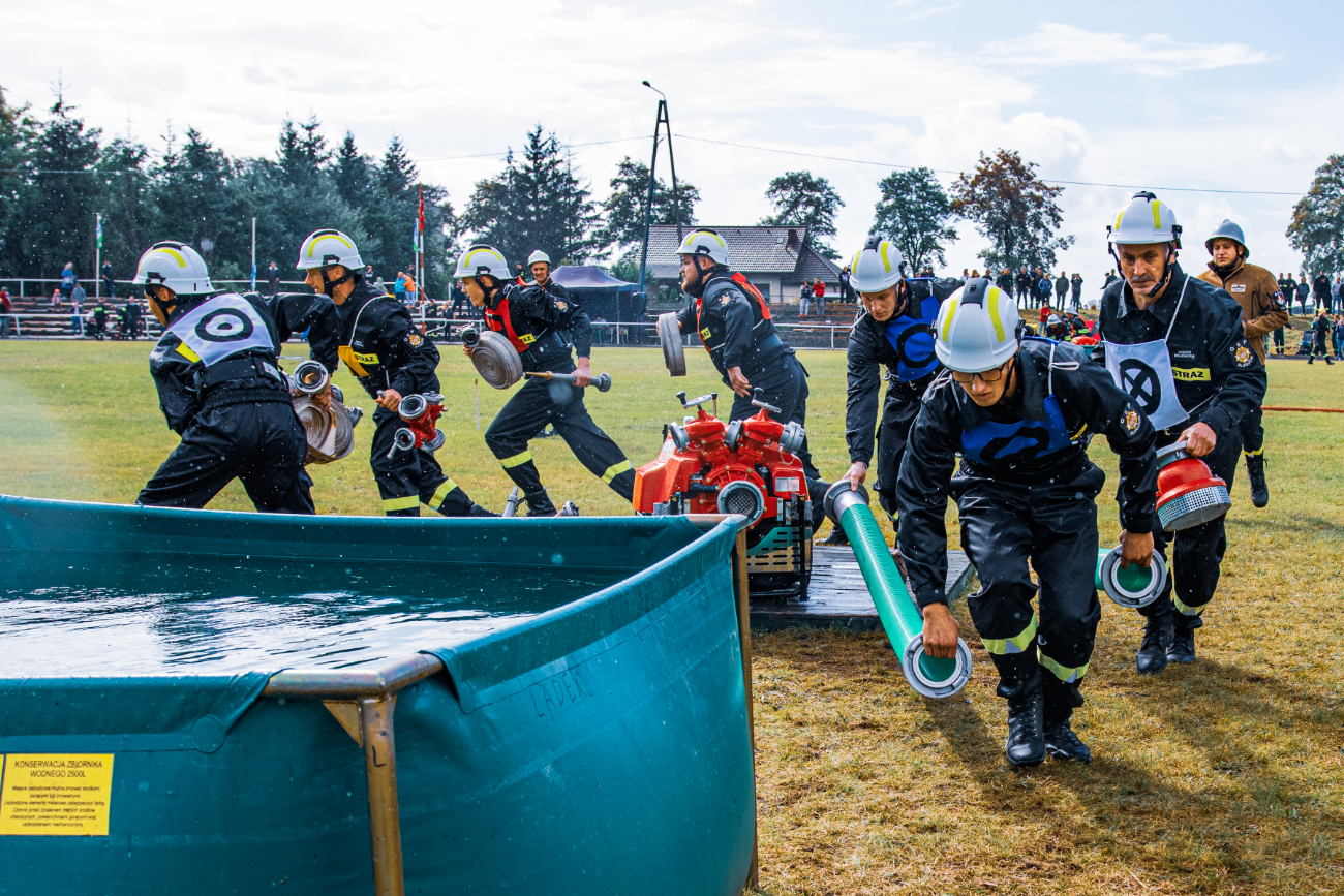 Zawody w obiektywie. Zobacz, jak rywalizowali strażacy
