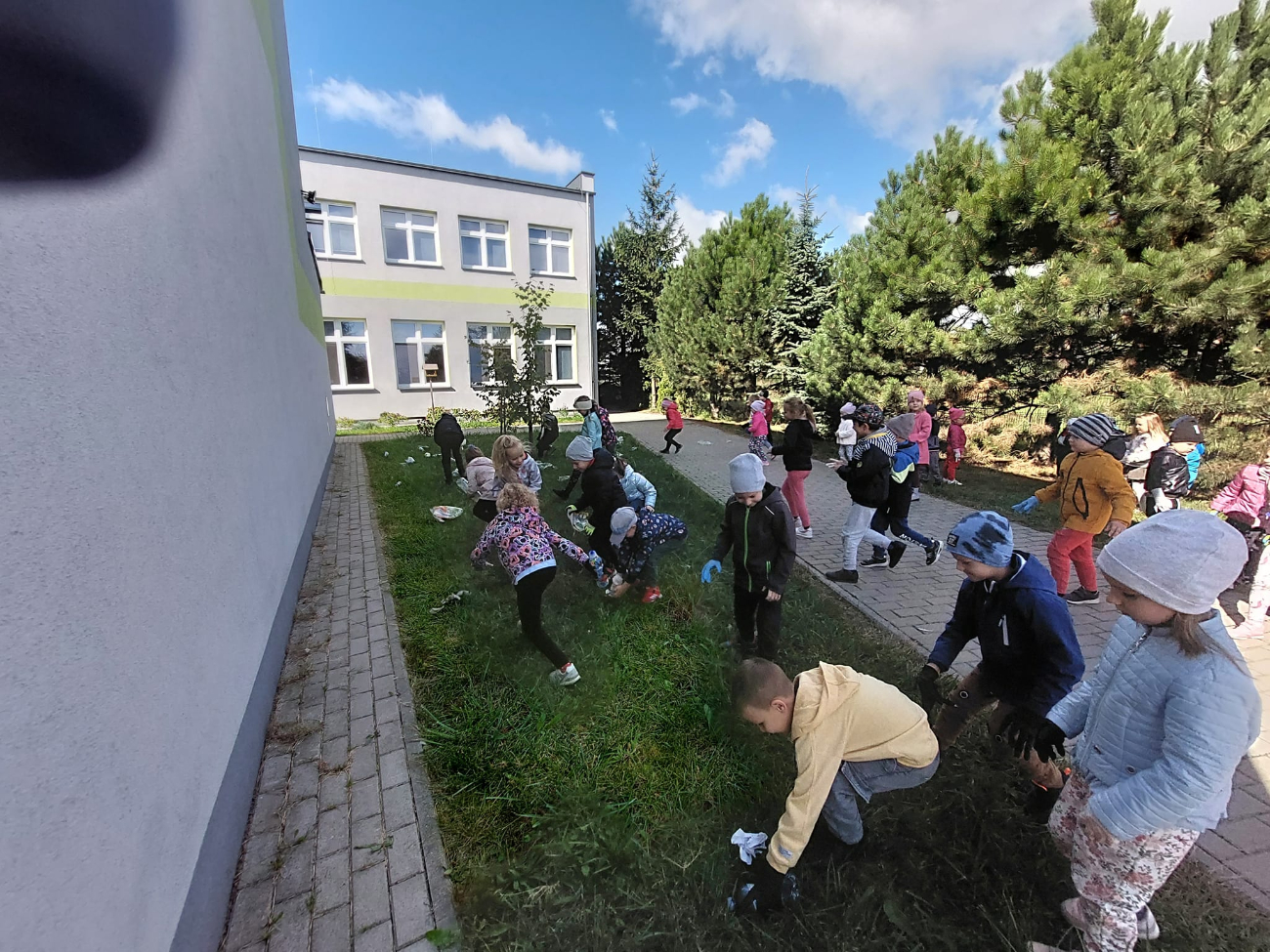 Przedszkolacy z Ciążenia w akcji „Sprzątanie świata”