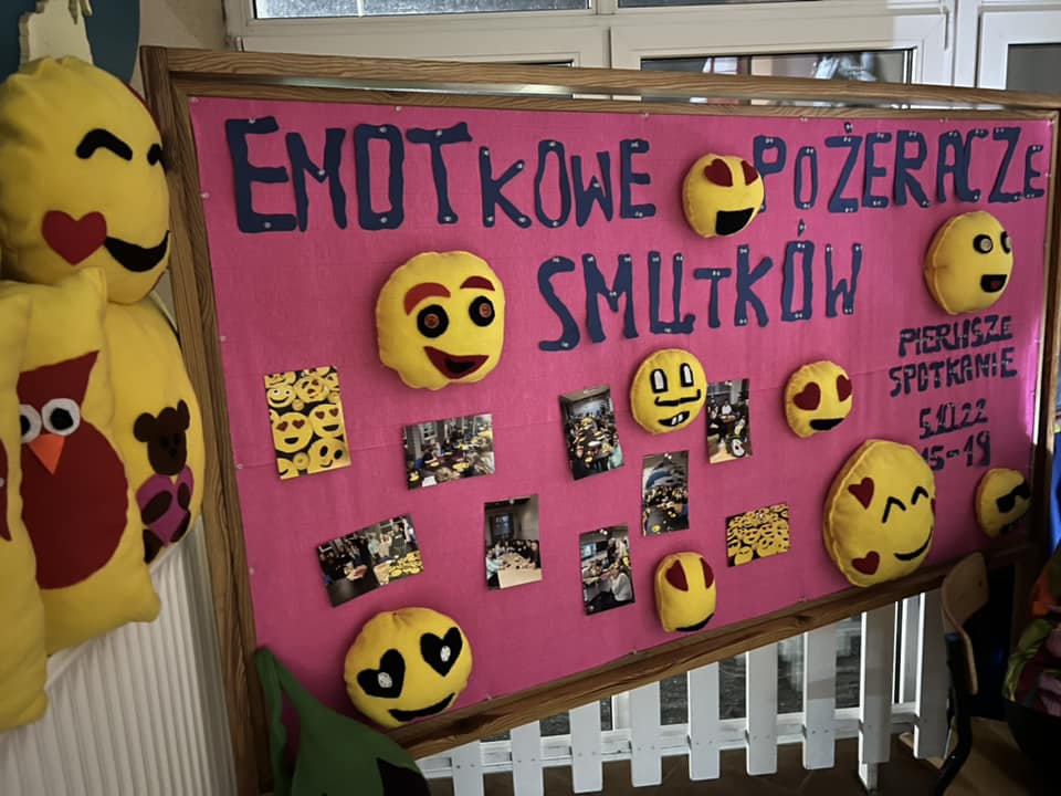 Nocą Ekonomik pełen uczniów