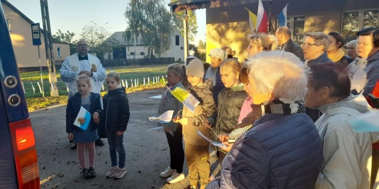 W Gółkowie z radością witali obraz Matki Boskiej