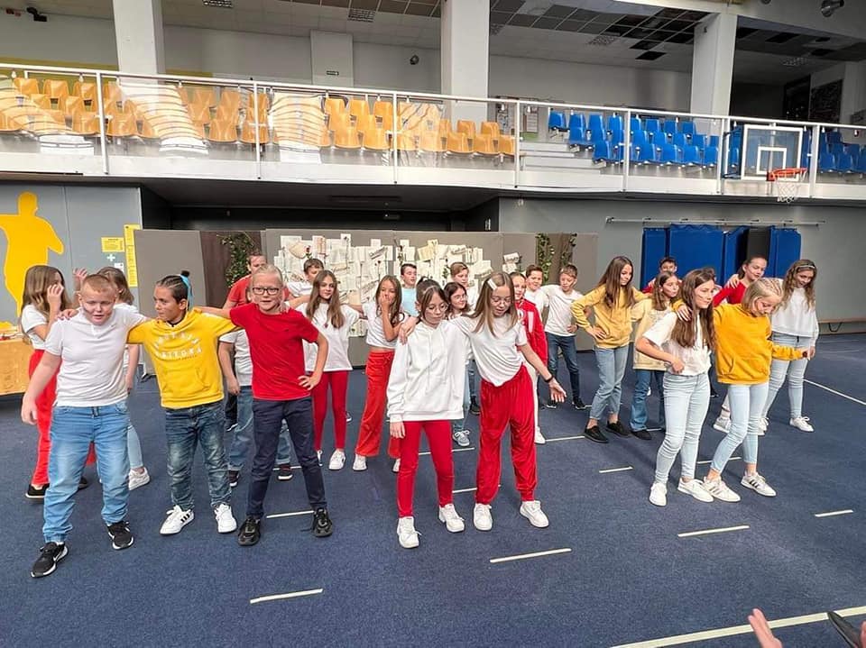 10 nauczycielek z nagrodą burmistrza