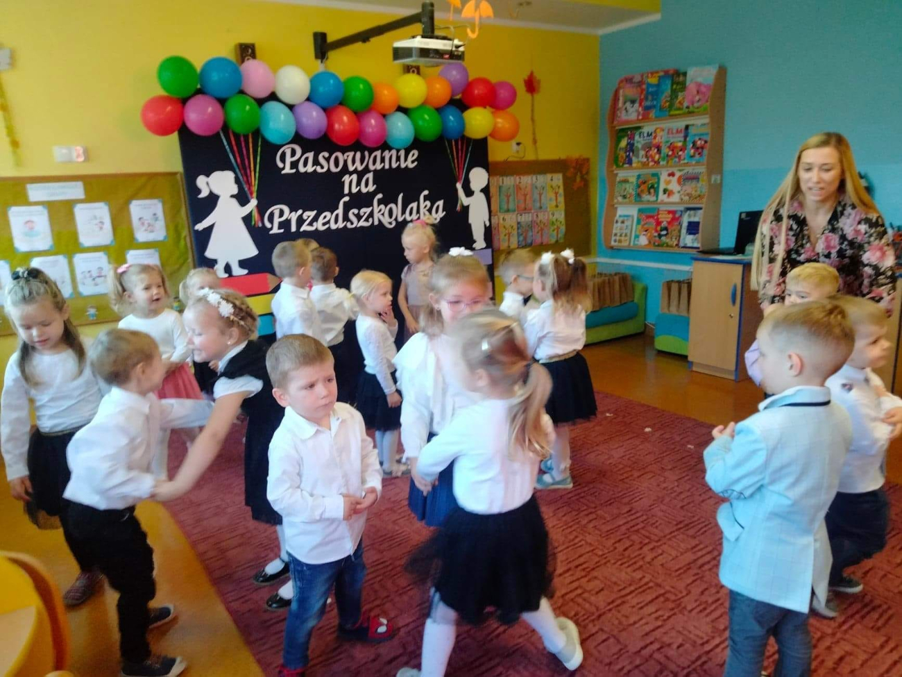 Pasowanie w przedszkolu w Kotuni