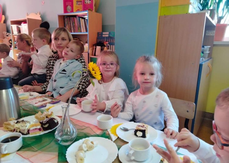 Pasowanie w przedszkolu w Kotuni