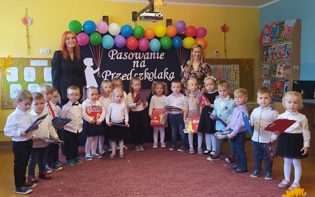 Pasowanie w przedszkolu w Kotuni
