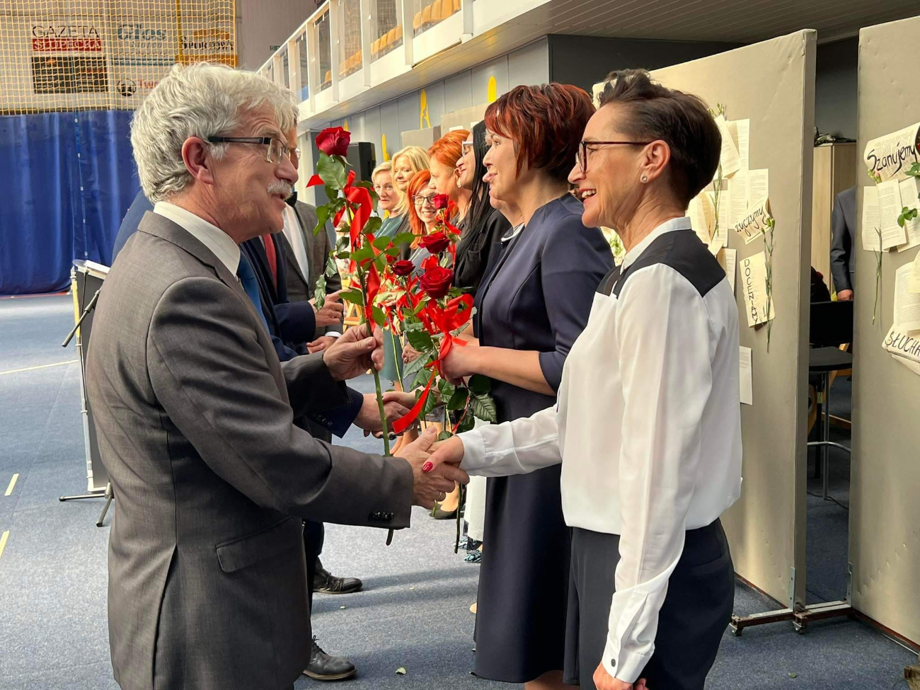 10 nauczycielek z nagrodą burmistrza