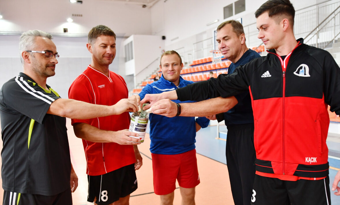 Zdjęli mundury i pomogli Tymkowi