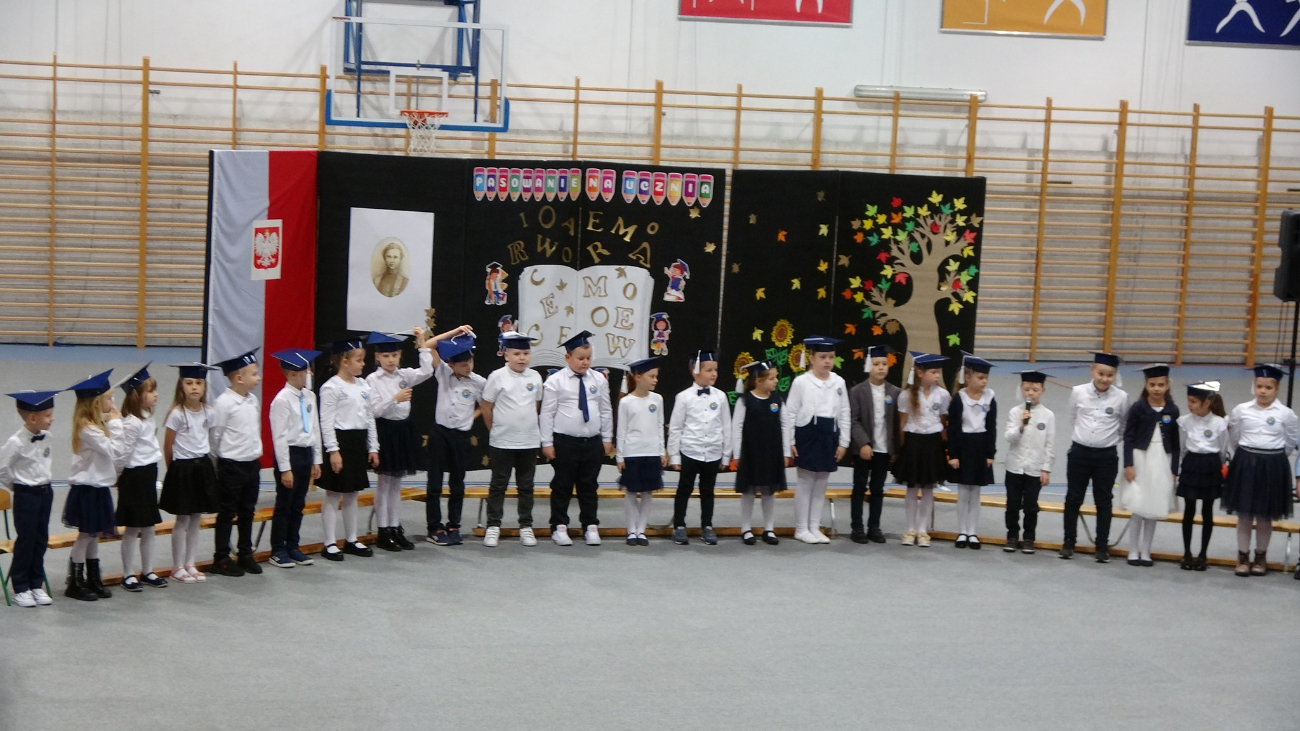 Wielki dzień pierwszaków w Ostrowitem ZDJĘCIA