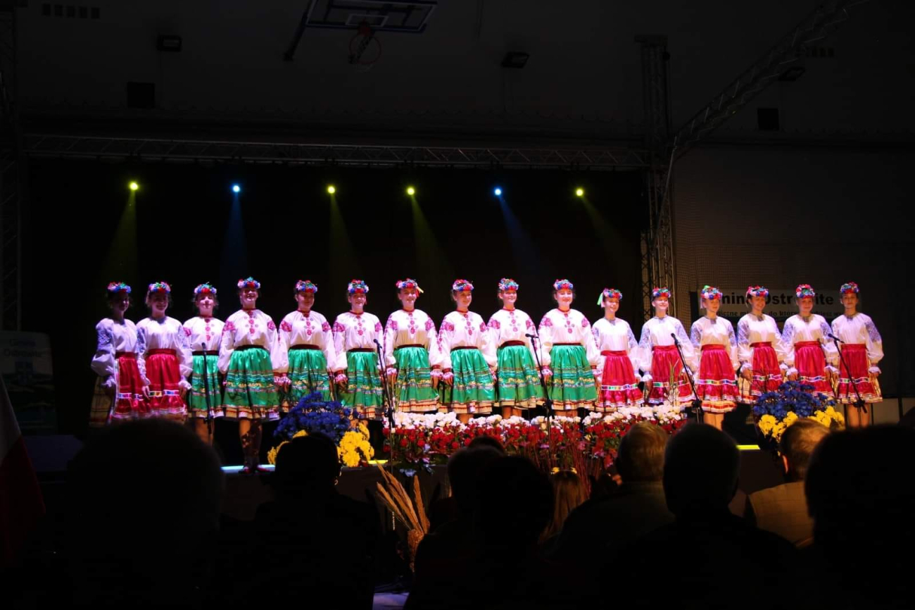 Pełna hala, wyjątkowe widowisko ZDJĘCIA