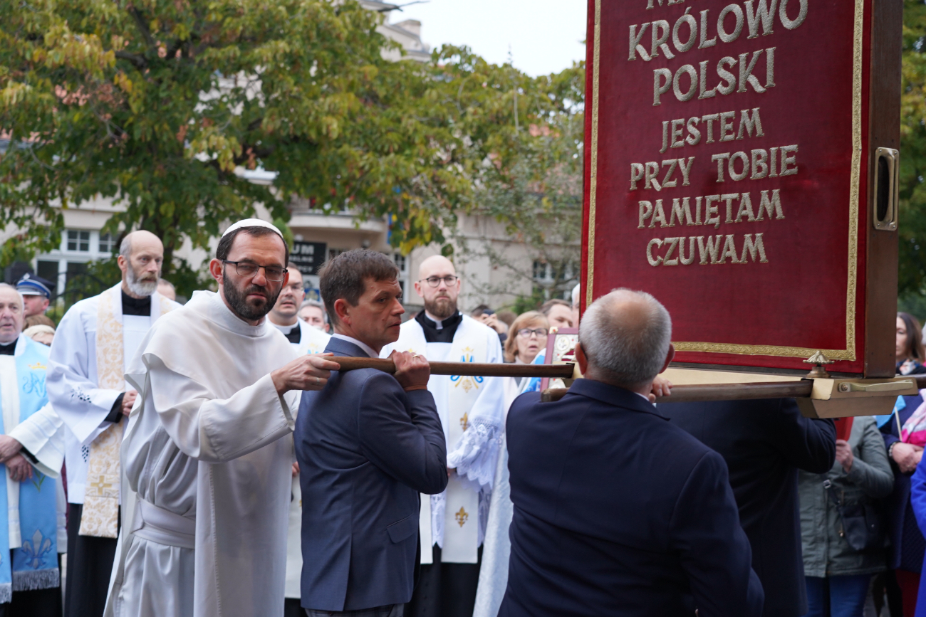 Słupczanie powitali Matkę Boską ZDJĘCIA