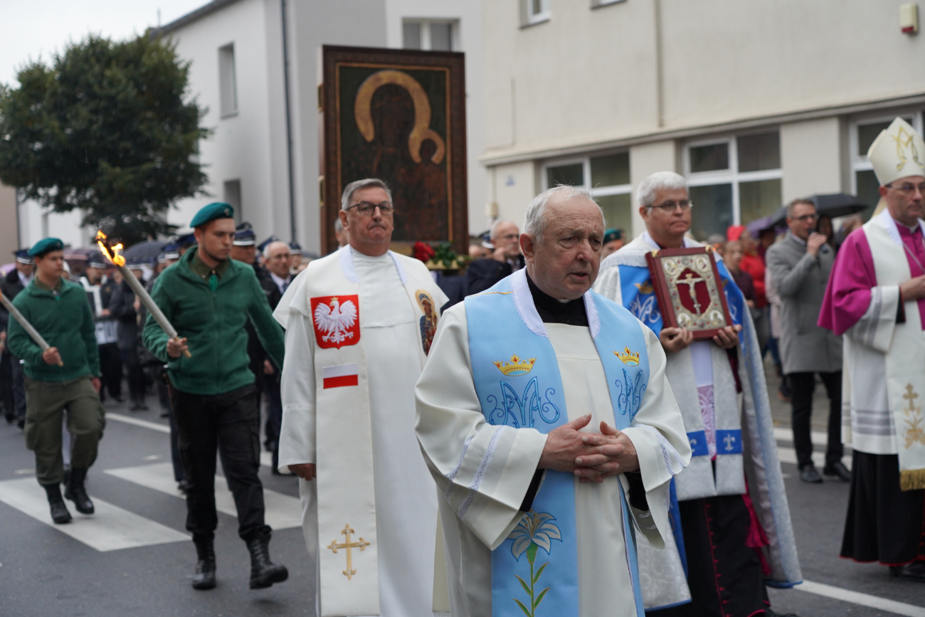 Słupczanie powitali Matkę Boską ZDJĘCIA