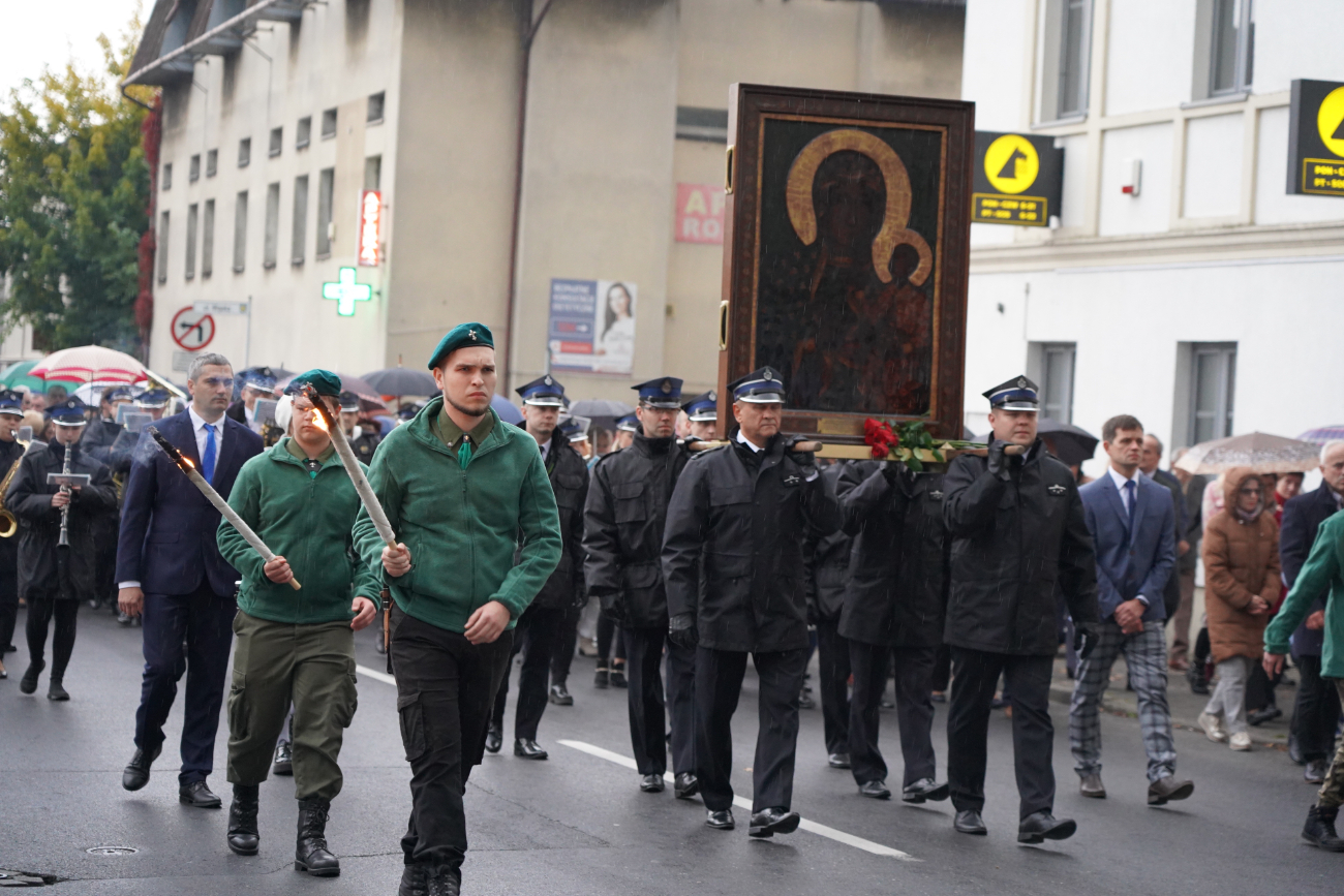 Słupczanie powitali Matkę Boską ZDJĘCIA